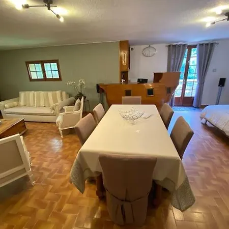 Отель Olivadou Бокер